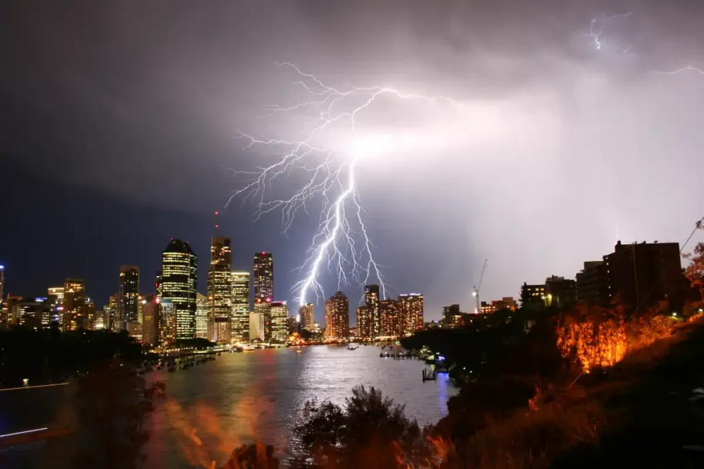 Beyond Building Cover: Why Southeast Queensland's Weather Demands Comprehensive Commercial Property Insurance